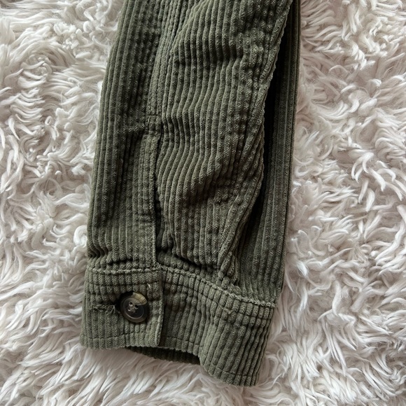 Green Cropped Distressed Corduroy Jacket - Picture 7 of 7